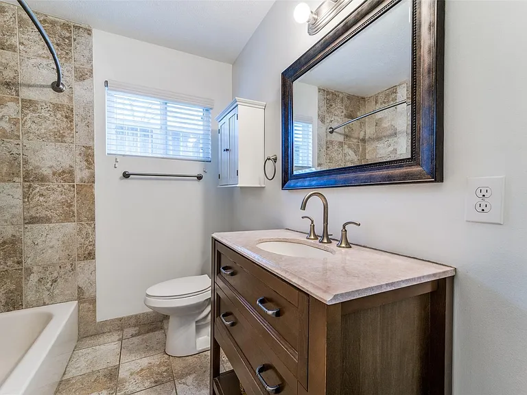 4502 Brookwoods Dr — Photo 19