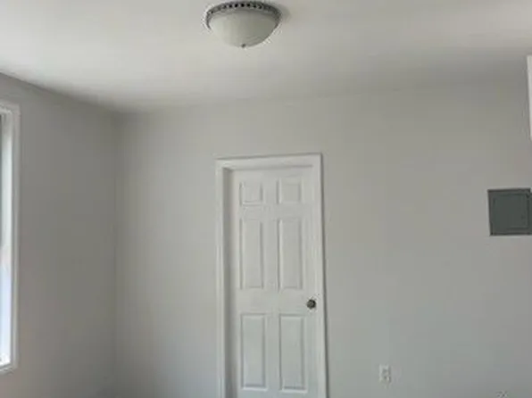 448 Avenue Y image 11 of 11