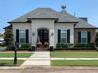 352 Yenni Dr, Kenner, LA 70065