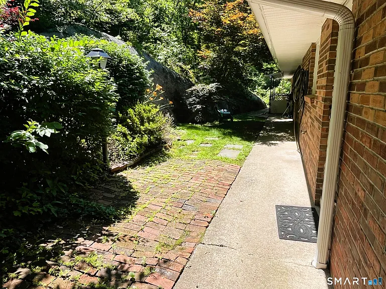 3 Arbor Dr #3 — Photo 17