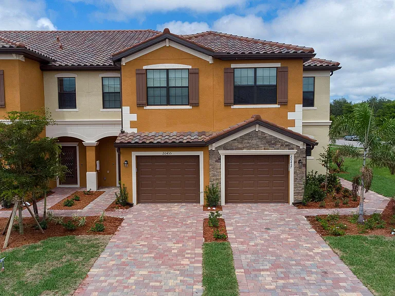 20457 Lagente Cir — Photo 30