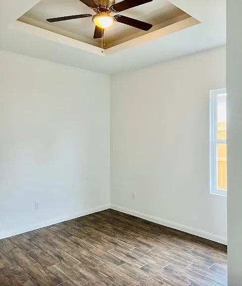 7006 N 56th St #3 — Photo 8