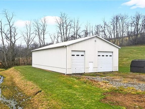 4th image of 220-222 Kopper Kettle Rd