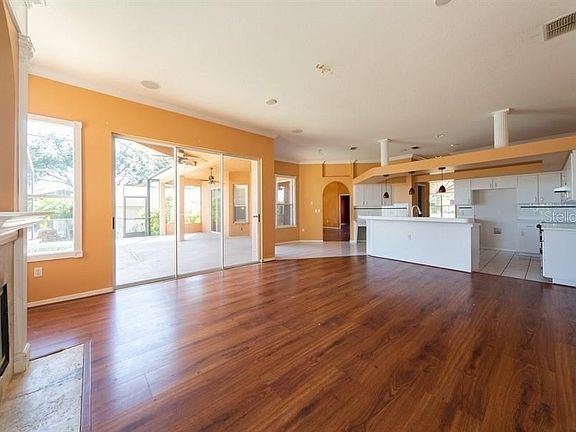 4th image of 3036 Lake Padgett Dr