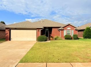 700 Eastview Dr, Yukon, OK 73099