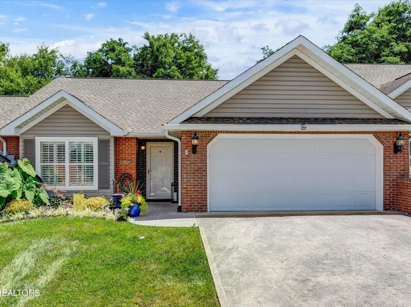 8868 Carriage House Way, Knoxville, TN 37923