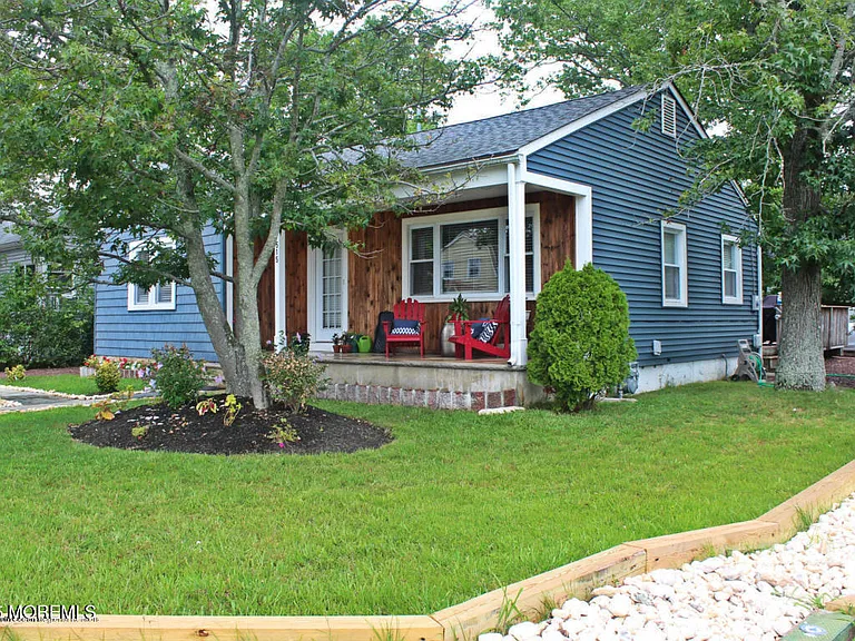 515 Stone Harbor Ave — Photo 21