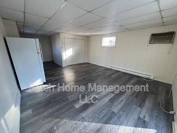 4th image of 636 E Lincoln Hwy #3R