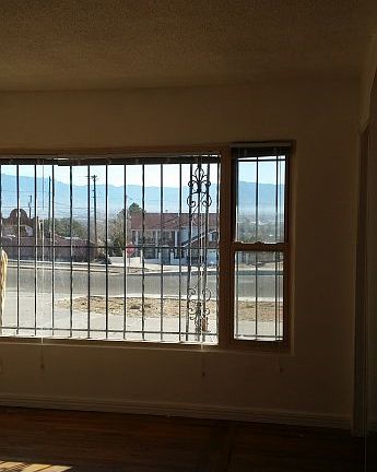 2nd image of 1121 Vista Grande Dr NW