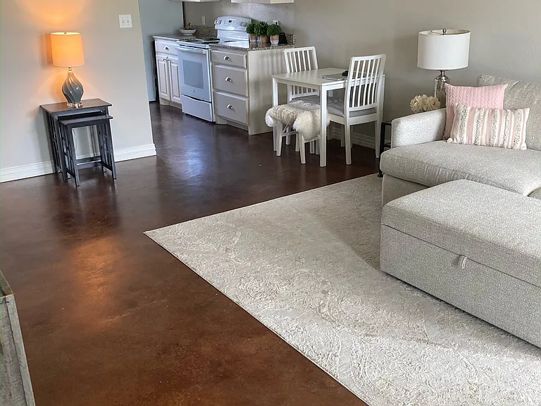 412 W Van Alstyne Pkwy — Photo 3