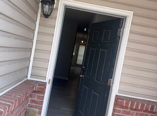 224 Shenandoah Dr, Riverdale, GA 30274