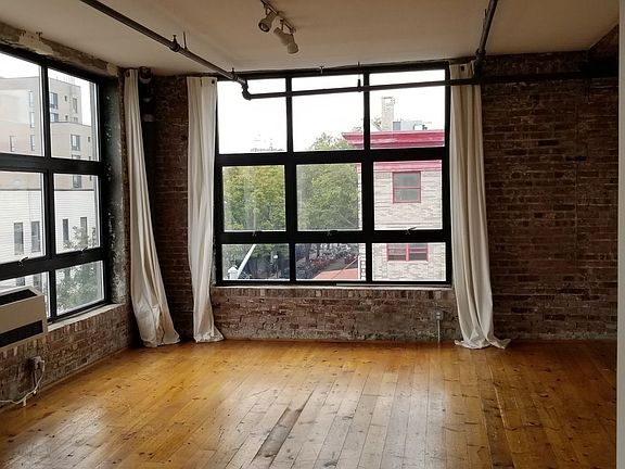 3rd image of 294 Graham Ave #3G