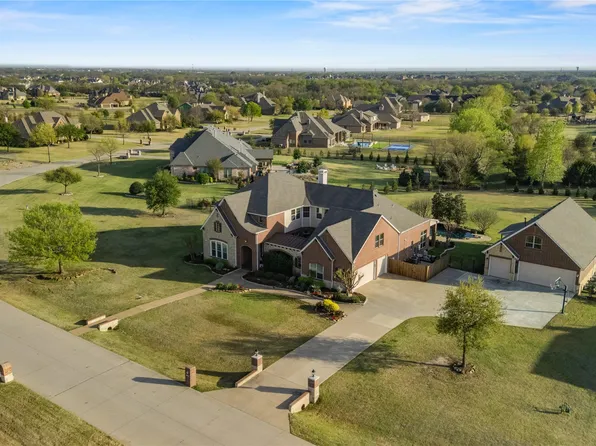 210 Rockland Trl, Lucas, TX 75002