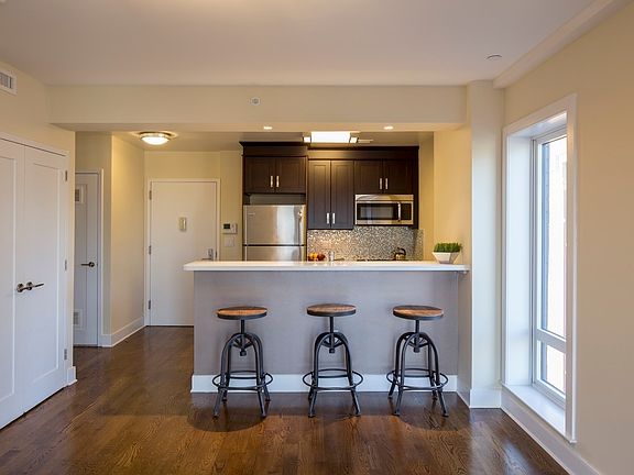 3rd image of 23-88 31st St #6G