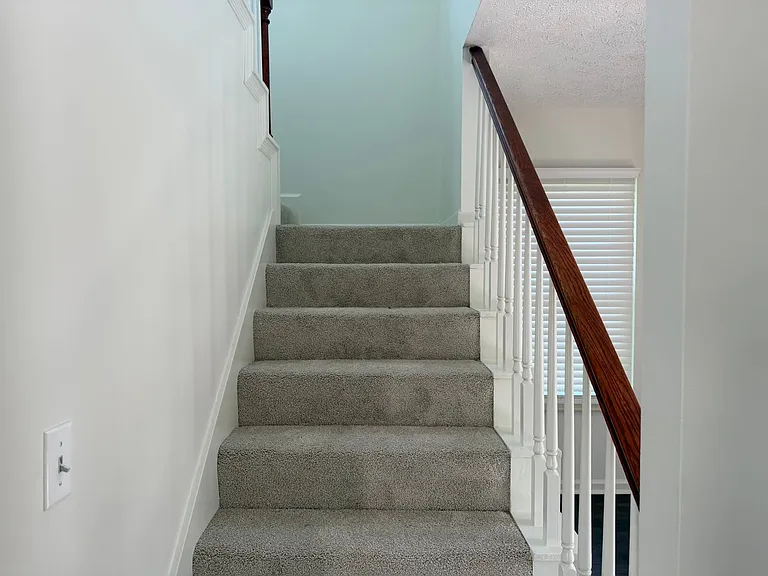 106 Meridian Ct — Photo 17