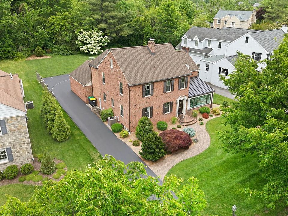 1st image of 805 Princeton Rd