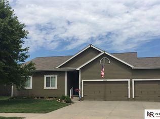 16036 Fowler Ave, Omaha, NE 68116