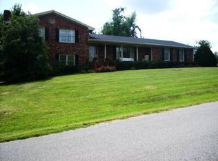 575 Springhill Rd, Danville, KY 40422