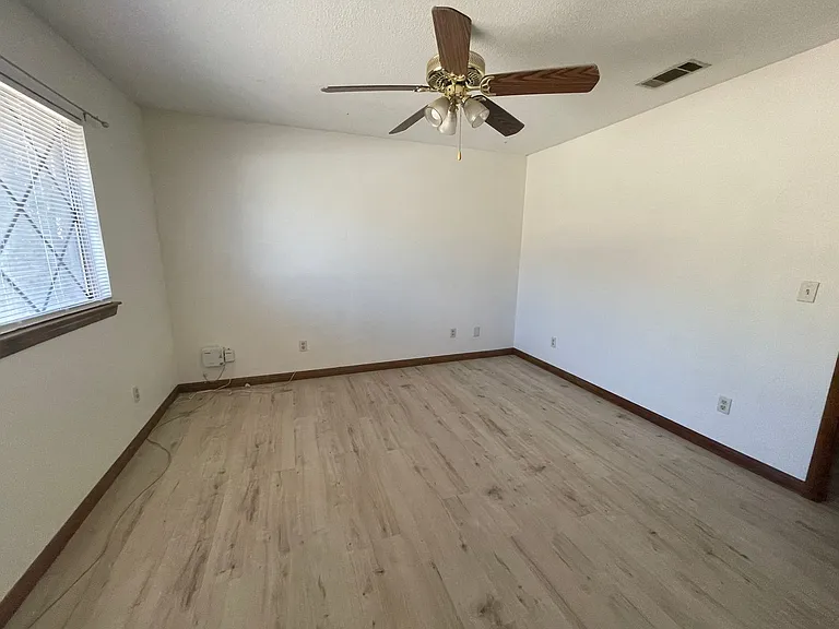 17343 Buckthorn Ave — Photo 20