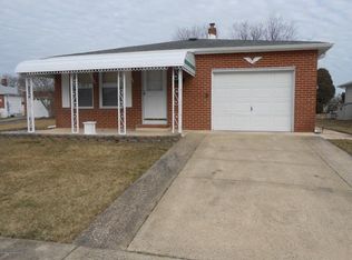 217 Parisian Ct, Toms River, NJ 08757