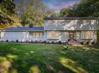 15 Quill Pen Way, Warren Twp., NJ 07059