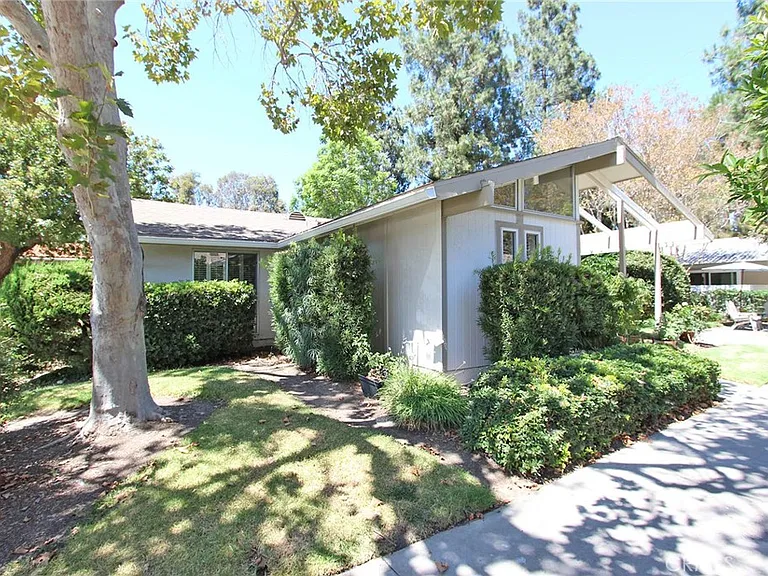778 Via Los Altos #A — Photo 3