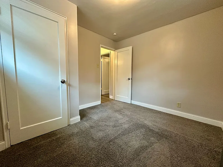5927 Walnut St — Photo 17