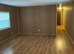 523 Dawson St, Easton, KS 66020