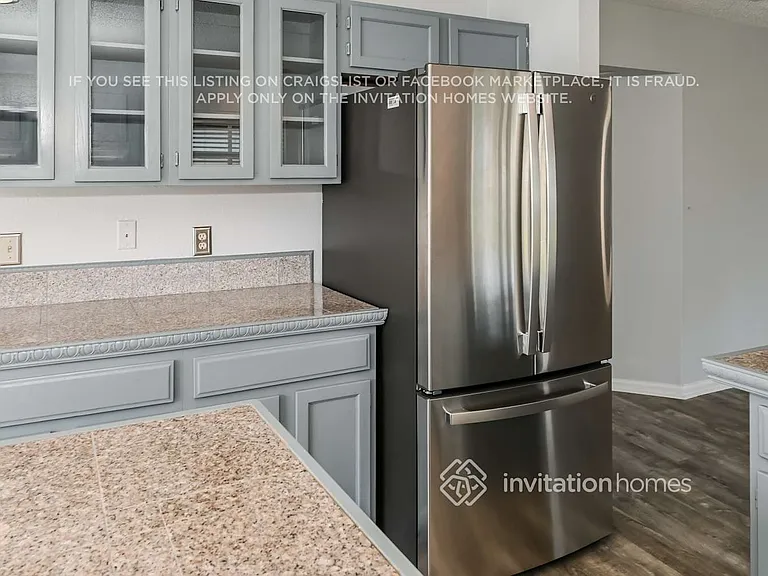4873 Victoria Chase Ct — Photo 6