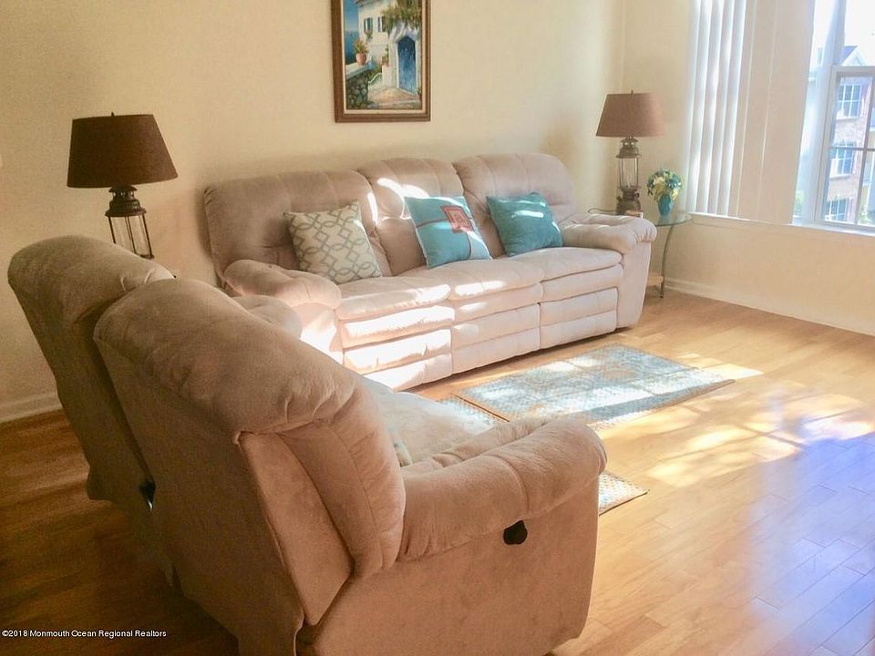 1st image of 431 Sophee Ln