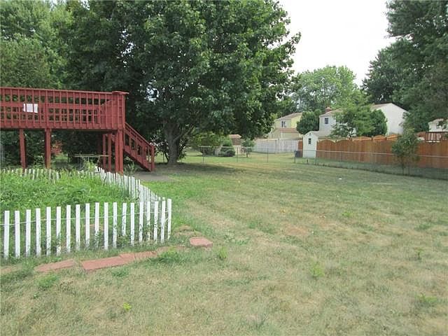 2nd image of 4926 Dahlia Cir