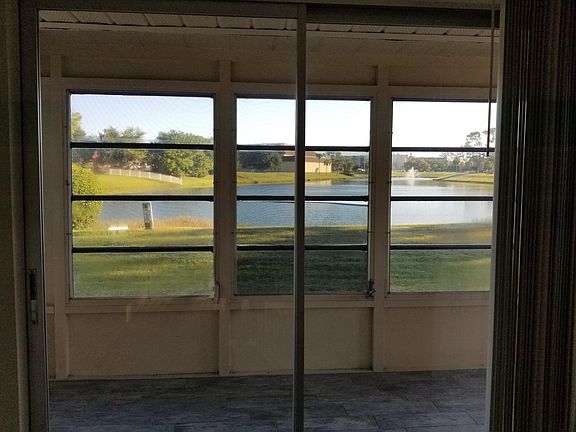 3rd image of 1901 Andover Way