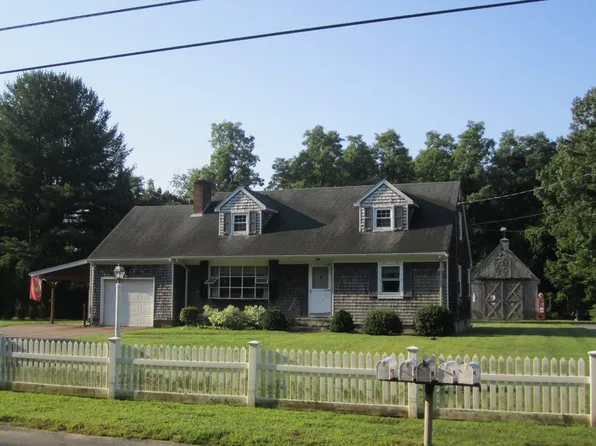 1531 Wheeler St, Dighton, MA 02715