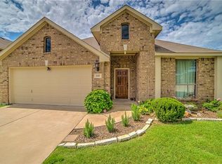 3610 Hershal Dr, Midlothian, TX 76065