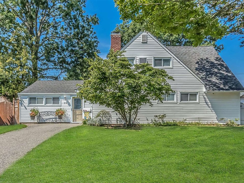 1st image of 28 Foster Ln