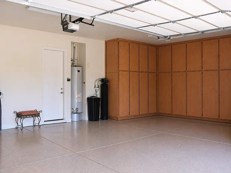 2405 W Wildhorse Dr — Photo 13