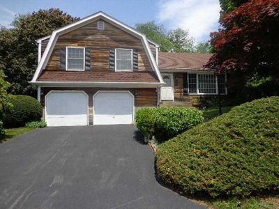 65 Quail Rd, Portsmouth, RI, 02871