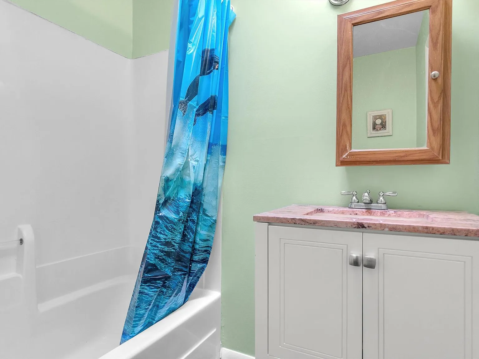 2 bed, 1115 sqft, $1,700 — Photo 4