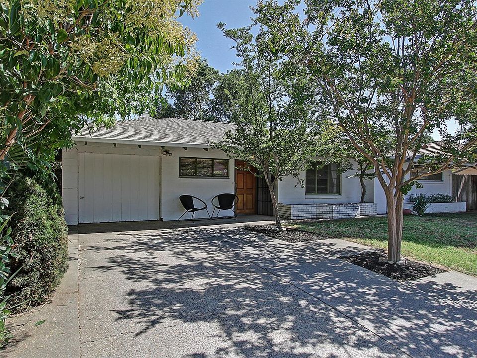 1st image of 1433 Claremont Way