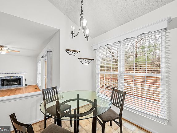 2nd image of 429 Deerpath Ave SW