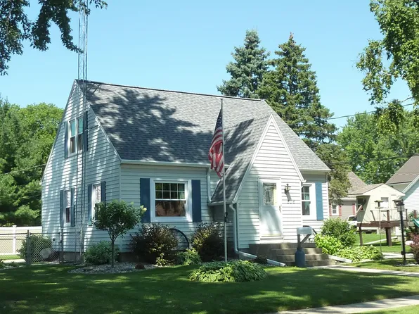 506 Waubun Ave, Waupun, WI 53963