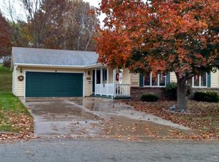 300 Regent Dr, La Crescent, MN 55947