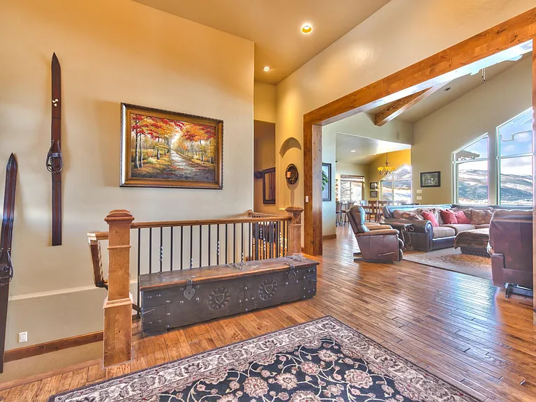 931 Meadowlark Ln — Photo 5