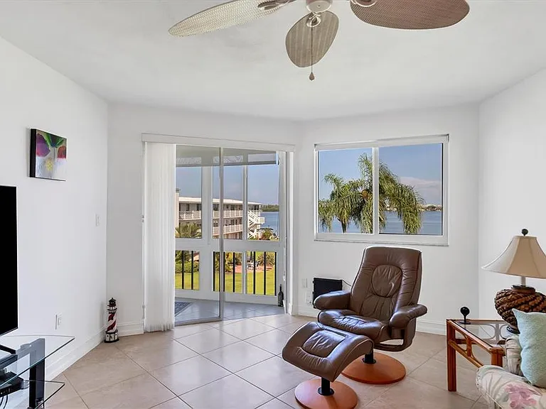 769 John Ringling Blvd #36EXET — Photo 10