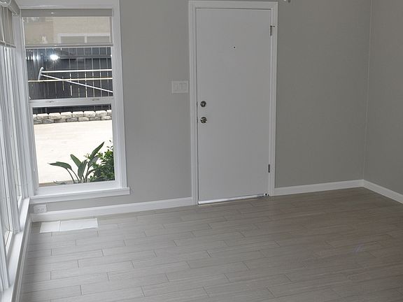 4th image of 4445 Montalvo St
