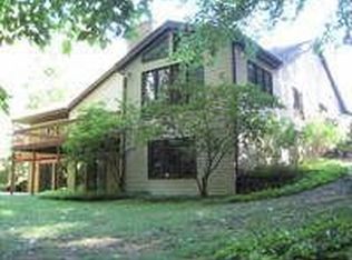 1954 Camrose Ct SW, Wyoming, MI