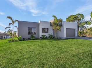 2804 NW 26th Ter, Cape Coral, FL 33993