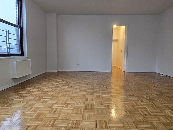 3rd image of 175 W 90th St APT 5K
