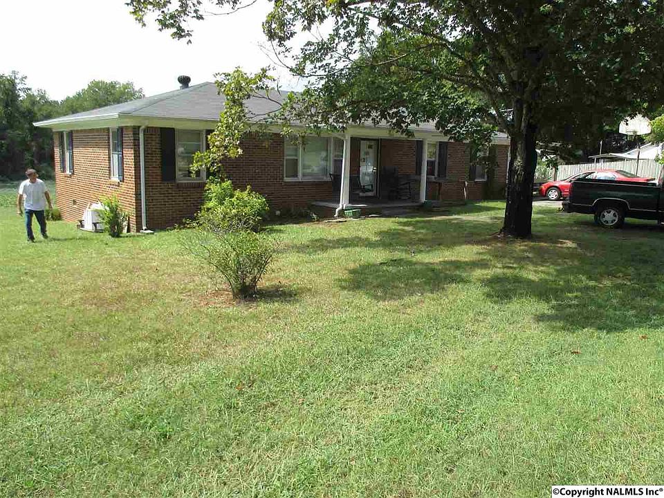 1st image of 136 Greenville Pike