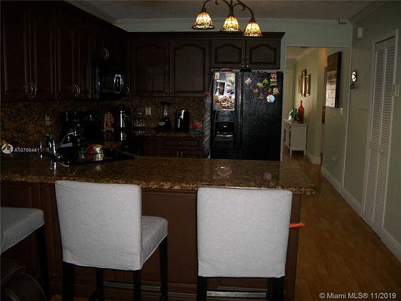 5th image of 11445 NW 88th Ct